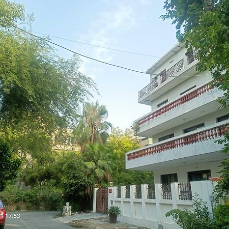 Oyo Metro View Residency Near Snow World Hotell Noida Eksteriør bilde
